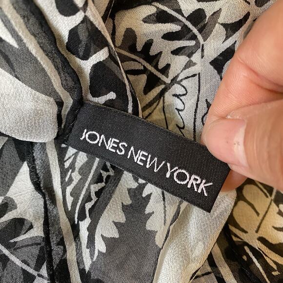 VTG JONES NEW YORK Designer Silk Scarf Wrap 10x53” Long ScarvesiLove Feminine - Picture 2 of 6